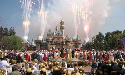 Disneyland - Uma família de muçulmanos britânicos foi impedida de subir a bordo de um voo com destino à Disneyland, em Los Angeles