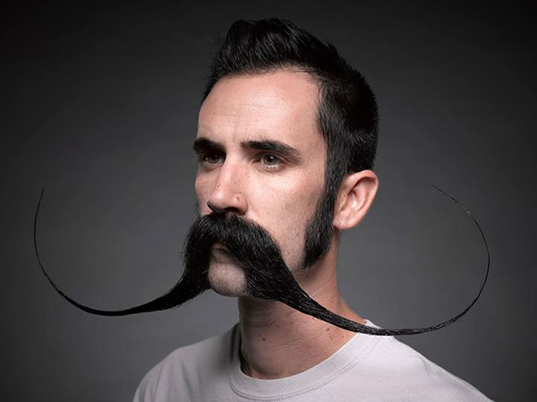 Bigodes08