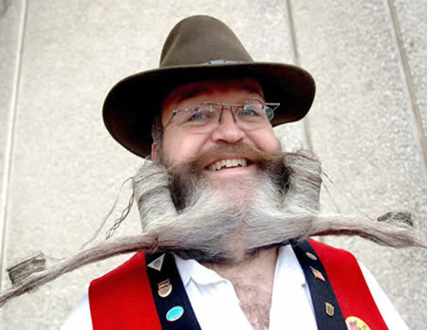 Bigodes11