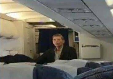 Alegado sequestrador dentro do avião, no Chipre