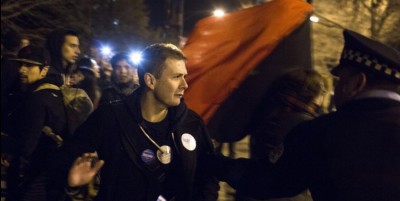 protester-is-grabbed-by-a-chicago-police-officer