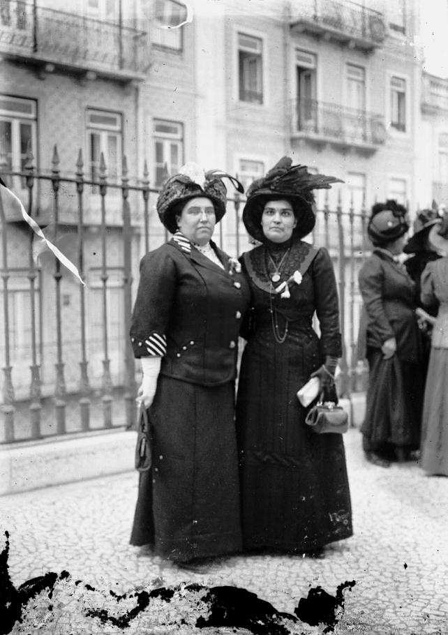 Carolina Beatriz Ângelo e Ana de Castro Osório
