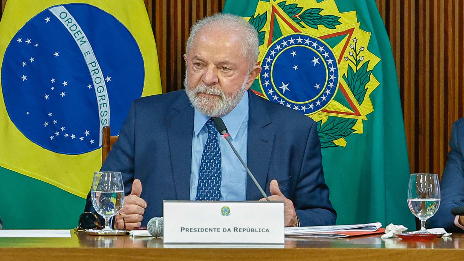 Lula propõe união de presidentes sul-americanos contra a extrema-direita