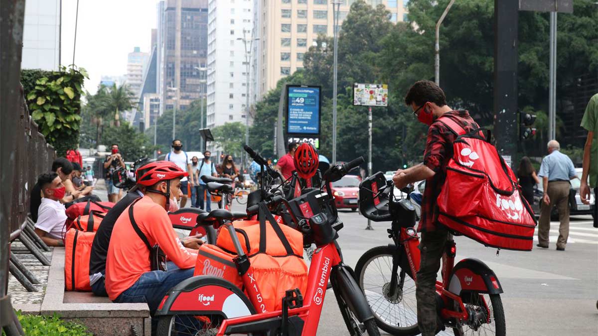 O desafio de inovar nas negociações coletivas e na regulação do trabalho mediado por plataformas