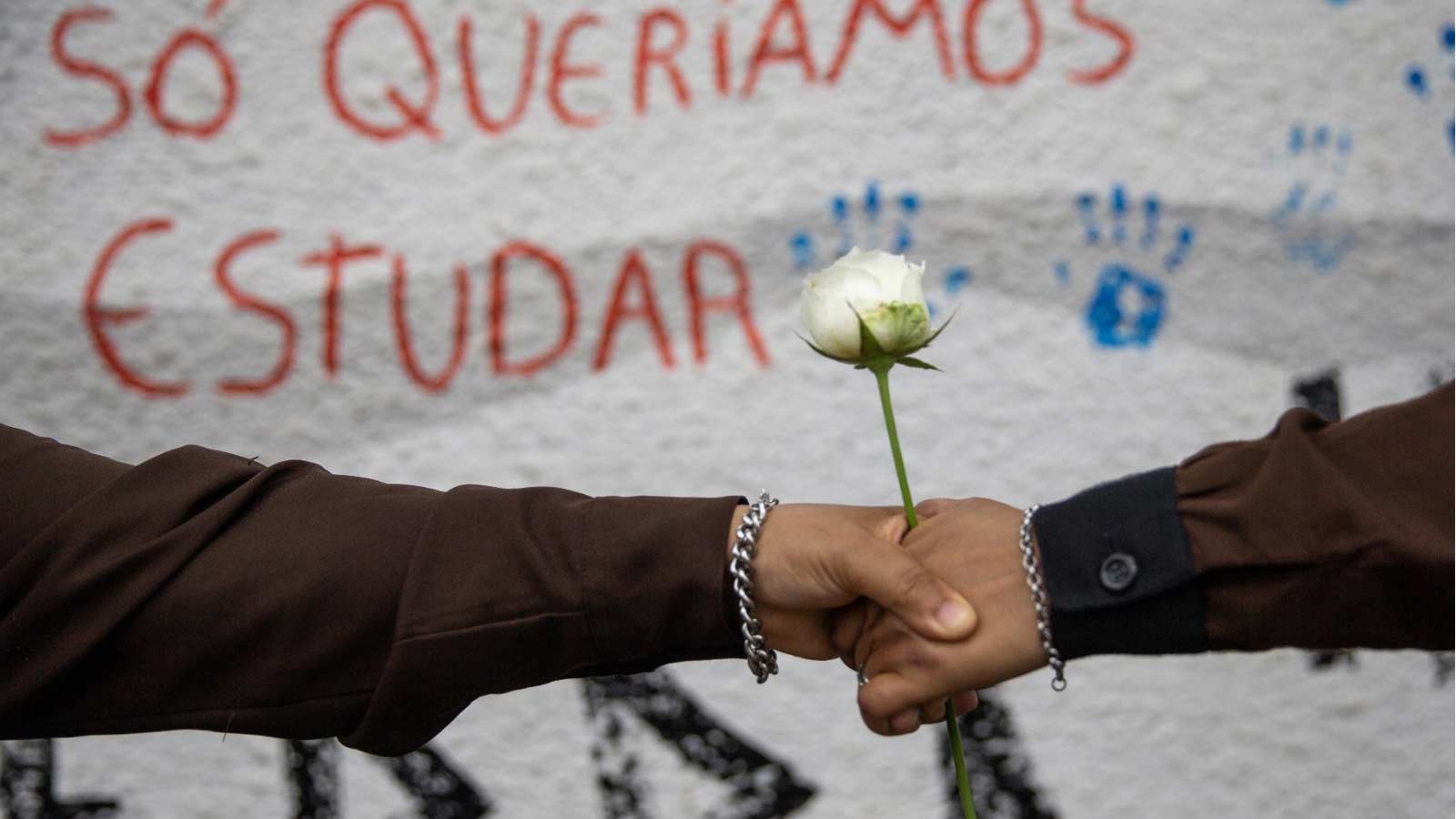 Quantas crianças terão que morrer até termos segurança nas escolas?