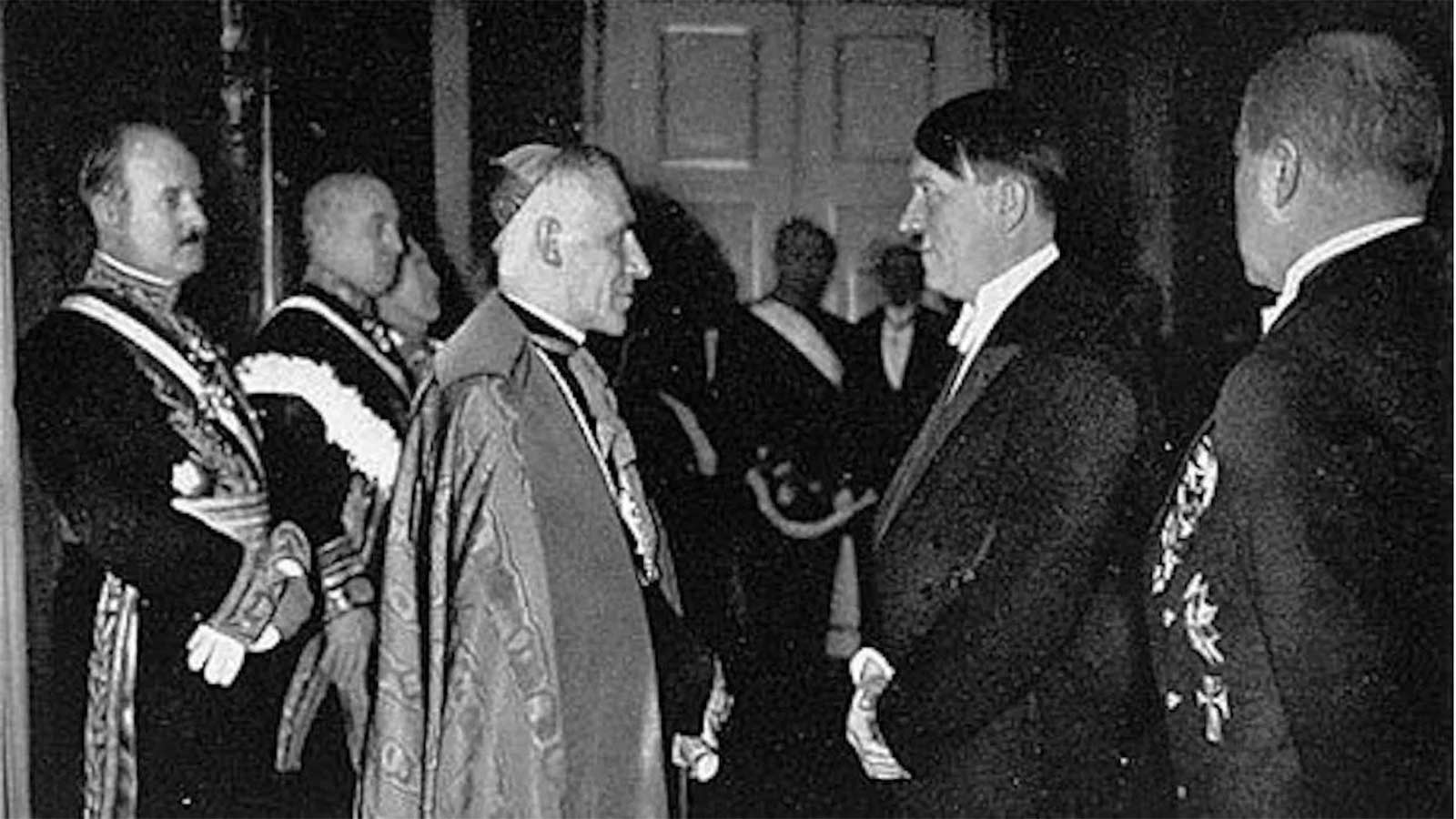 A carta que desmentiu a Igreja e chamuscou a biografia de Pio 12