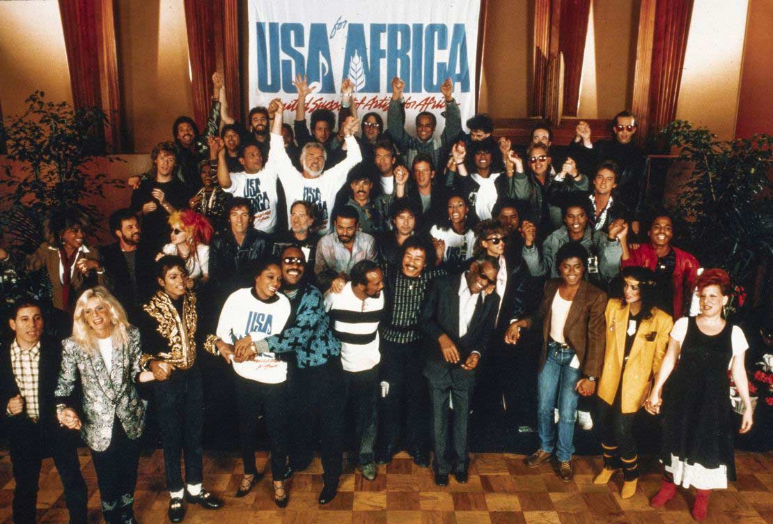 Documentário nostálgico nos leva a redescobrir “We Are the World”